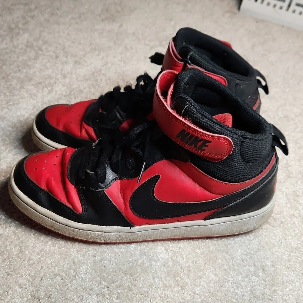 Nike Court Visions Sneakers